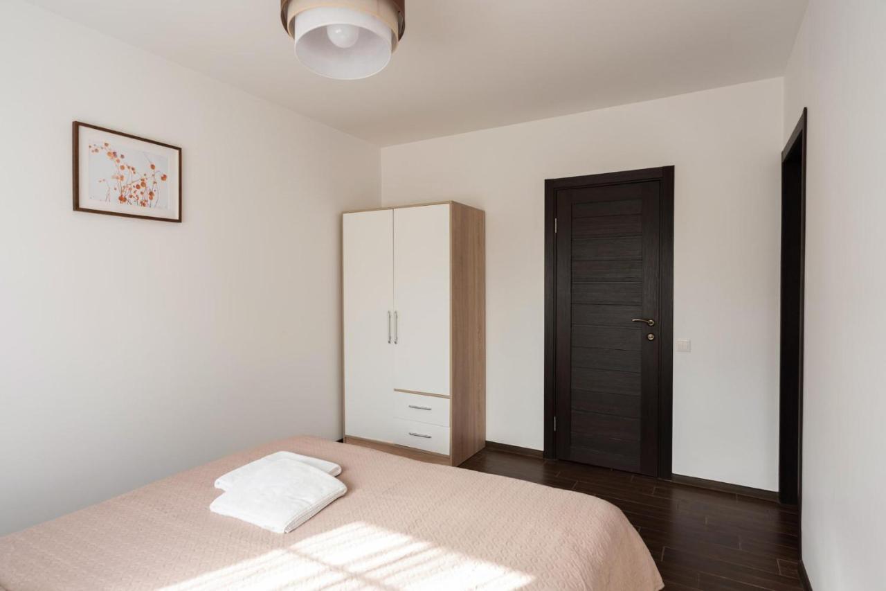 4 Apartment Between Two Lakes 维尔纽斯 外观 照片